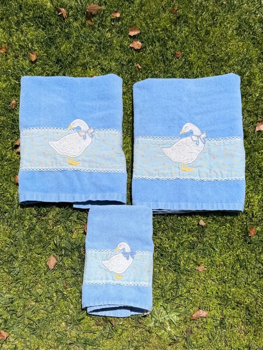 VTG Country Goose 3-Piece Bath Towel Set Blue Farmhouse Cottage RA Briggs FLAW - Picture 1 of 16